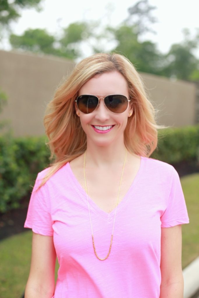 Classic Aviator: The Best Sunglasses for Women This Season by fashion blogger Sara of Haute & Humid