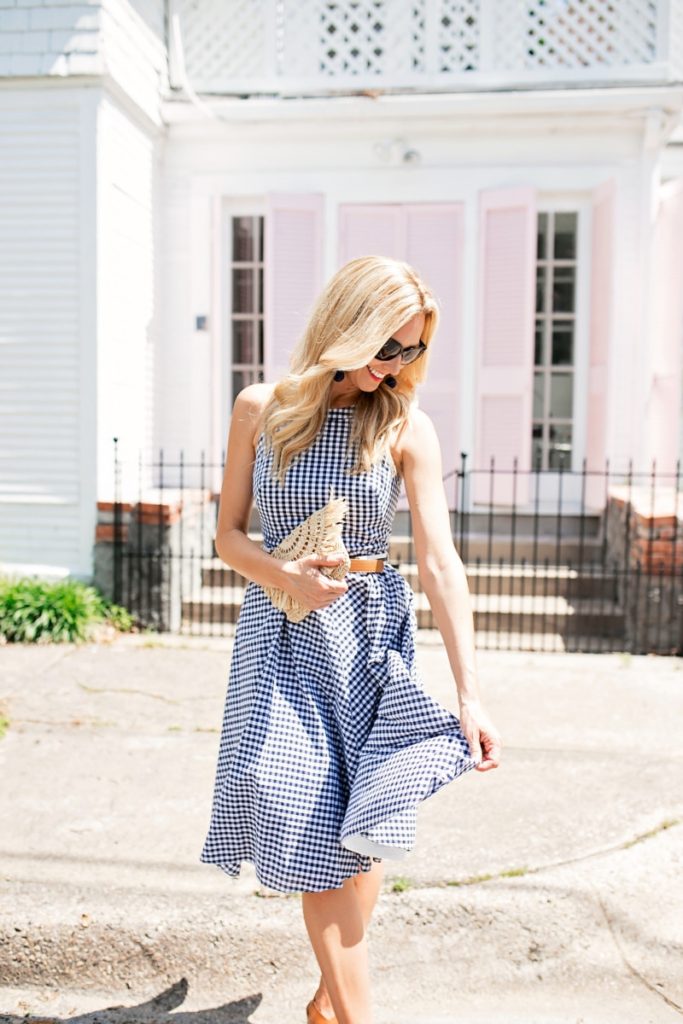 Perfect Gingham Dress with a Straw Clutch by fashion blogger Sara of Haute & Humid