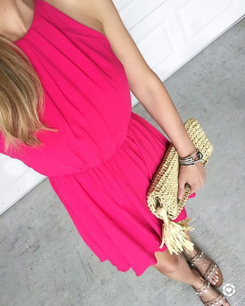 15 Cute & Cheap Summer Dresses Under $100 by Houston fashion blogger Sara of Haute & Humid