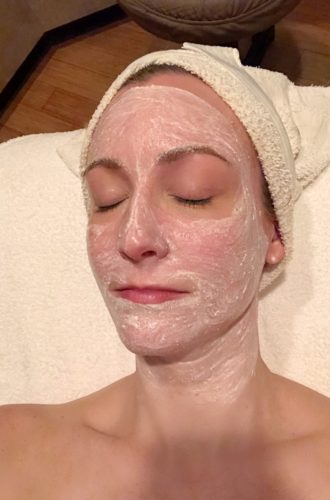 10 Tips For Glowing Winter Skin
