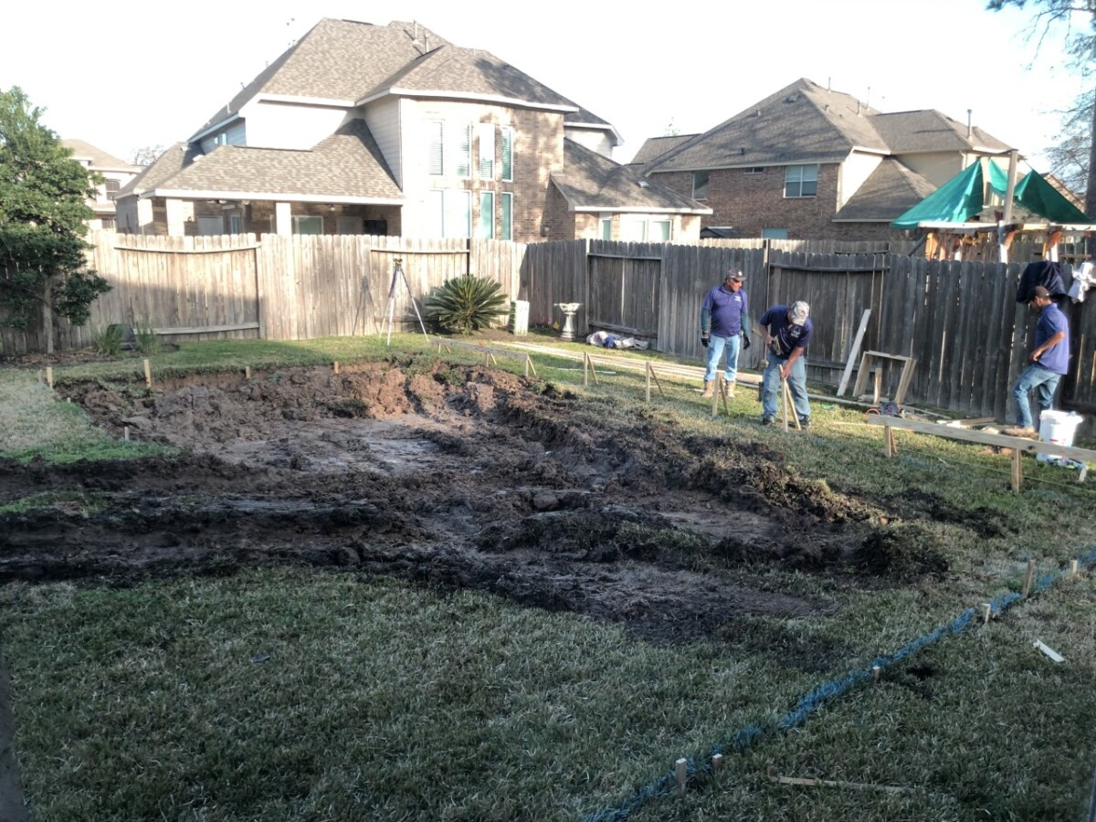 pool dig | pool before and after | Outdoor Kitchen by popular Houston life and style blog, Haute and Humid: image of people digging a pool in the backyard. 